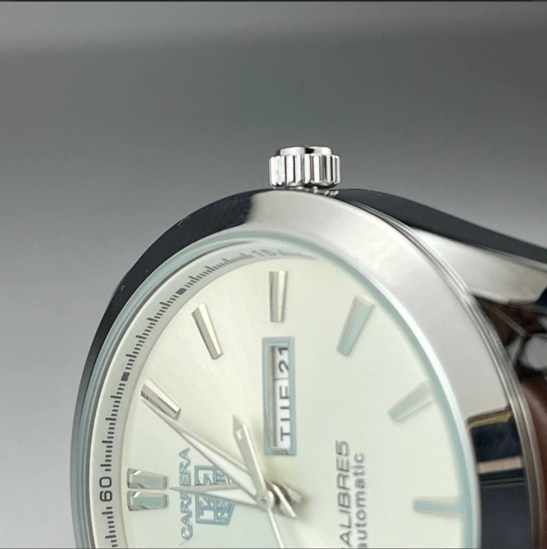 TAGHUER CALIBER FOR MENS